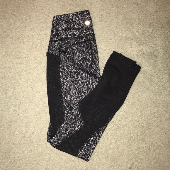 lululemon athletica Pants - Lululemon Athletica Leggings !!